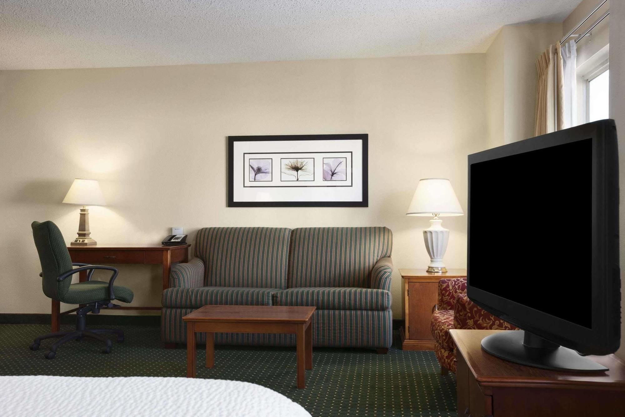 Hotel Hawthorn By Wyndham Airport Philadelphia