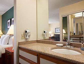Hawthorn By Wyndham Airport Philadelphia
